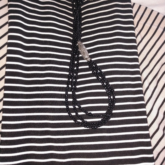 Old Navy long sleeved T-shirts - Picture 2 of 4